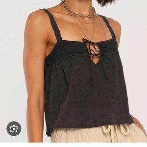 Belmont Top By Heartloom Black Size  Medium.